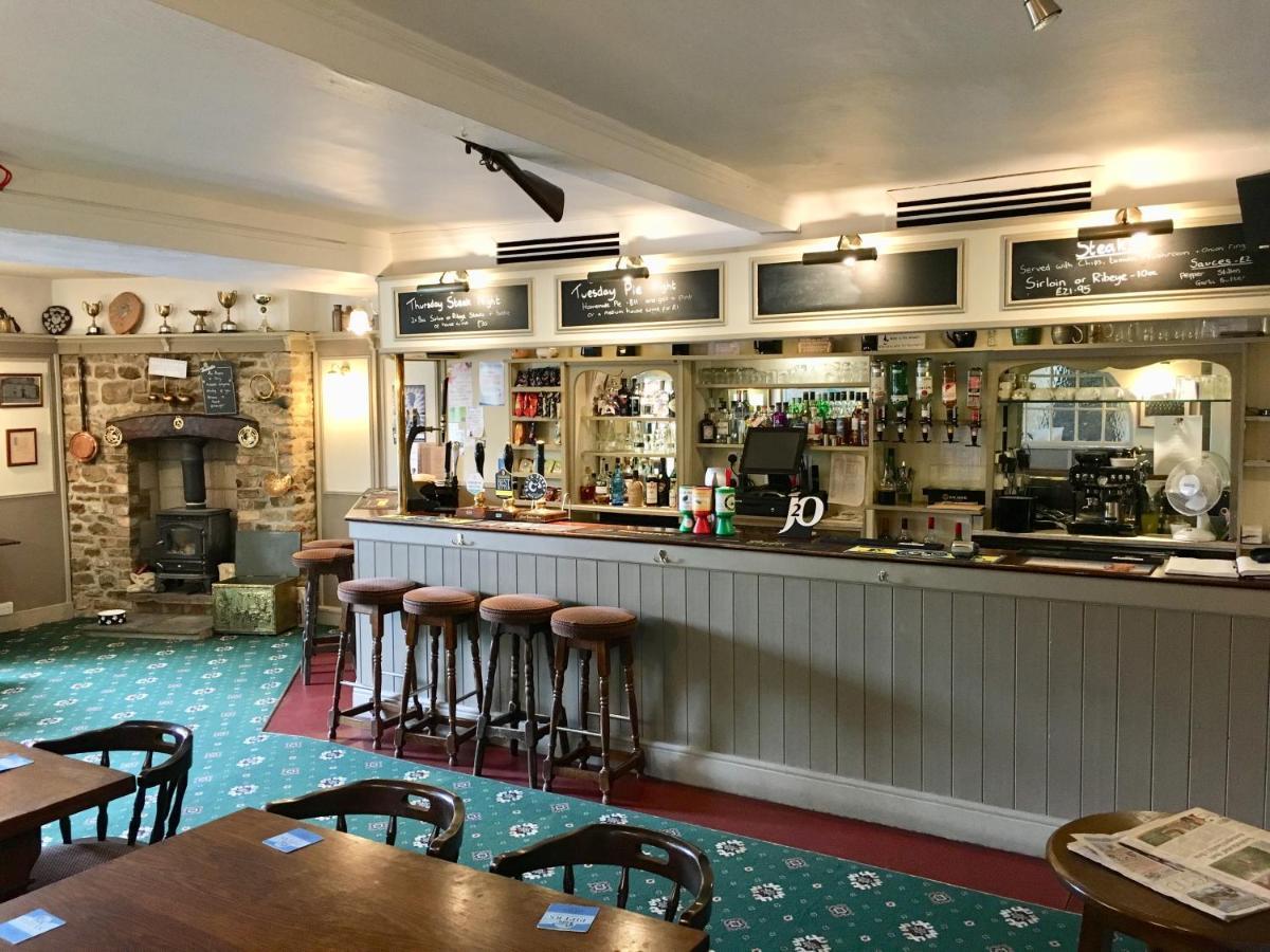 The Greyhound Inn Bedale Exterior foto